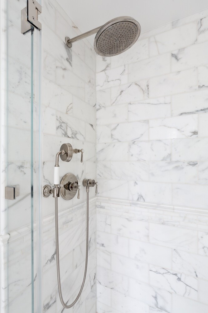 160 CENTRAL Park S 3301