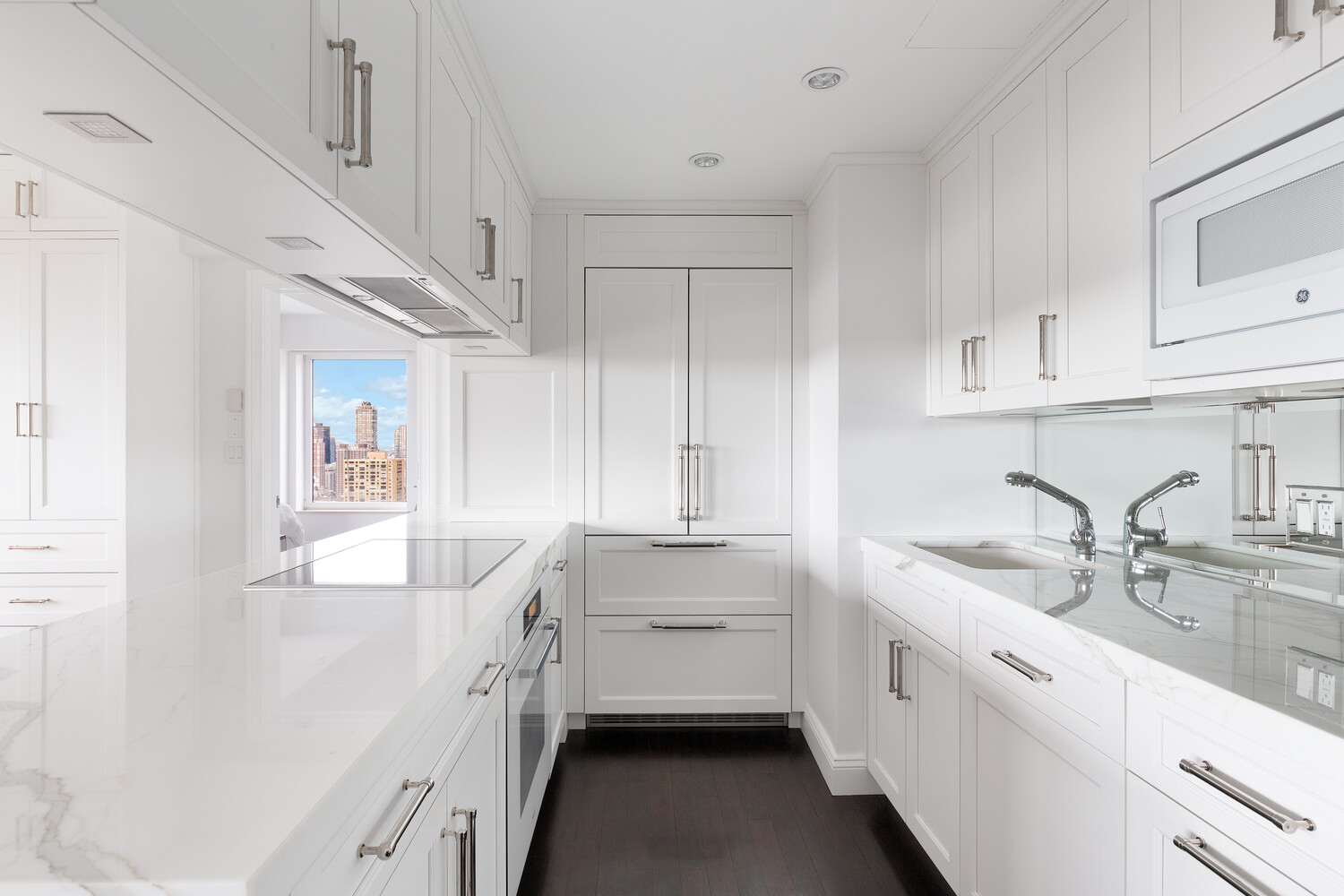 160 CENTRAL Park S 3301