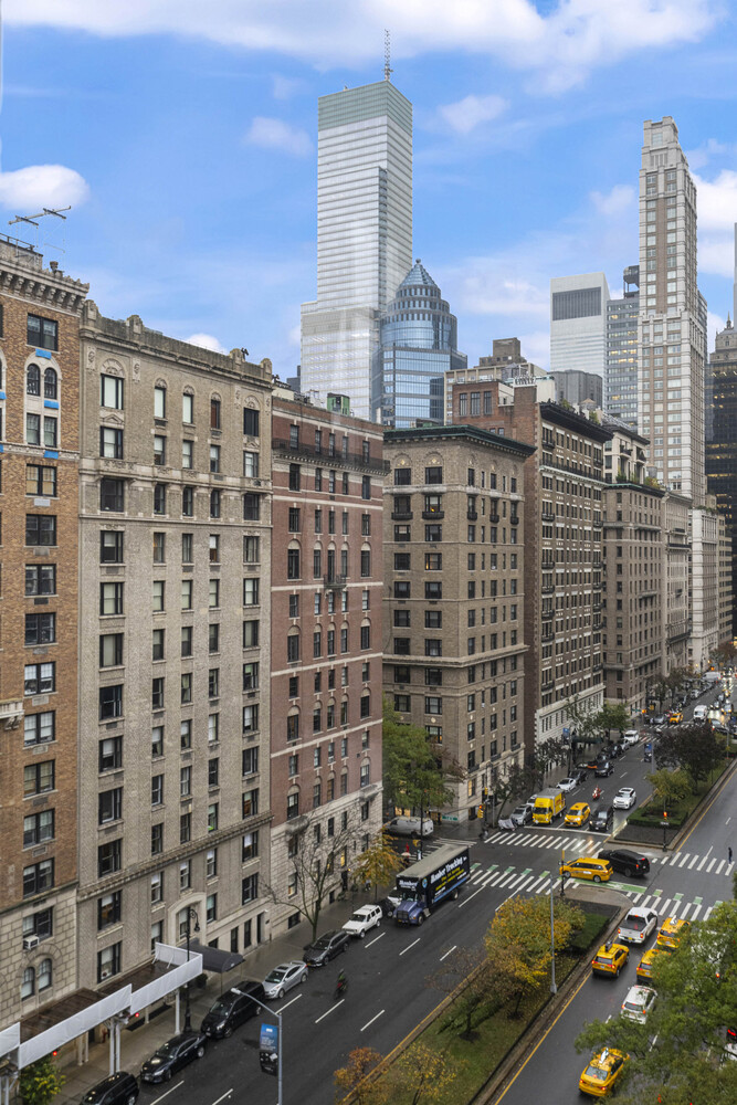 580 PARK Avenue 10A