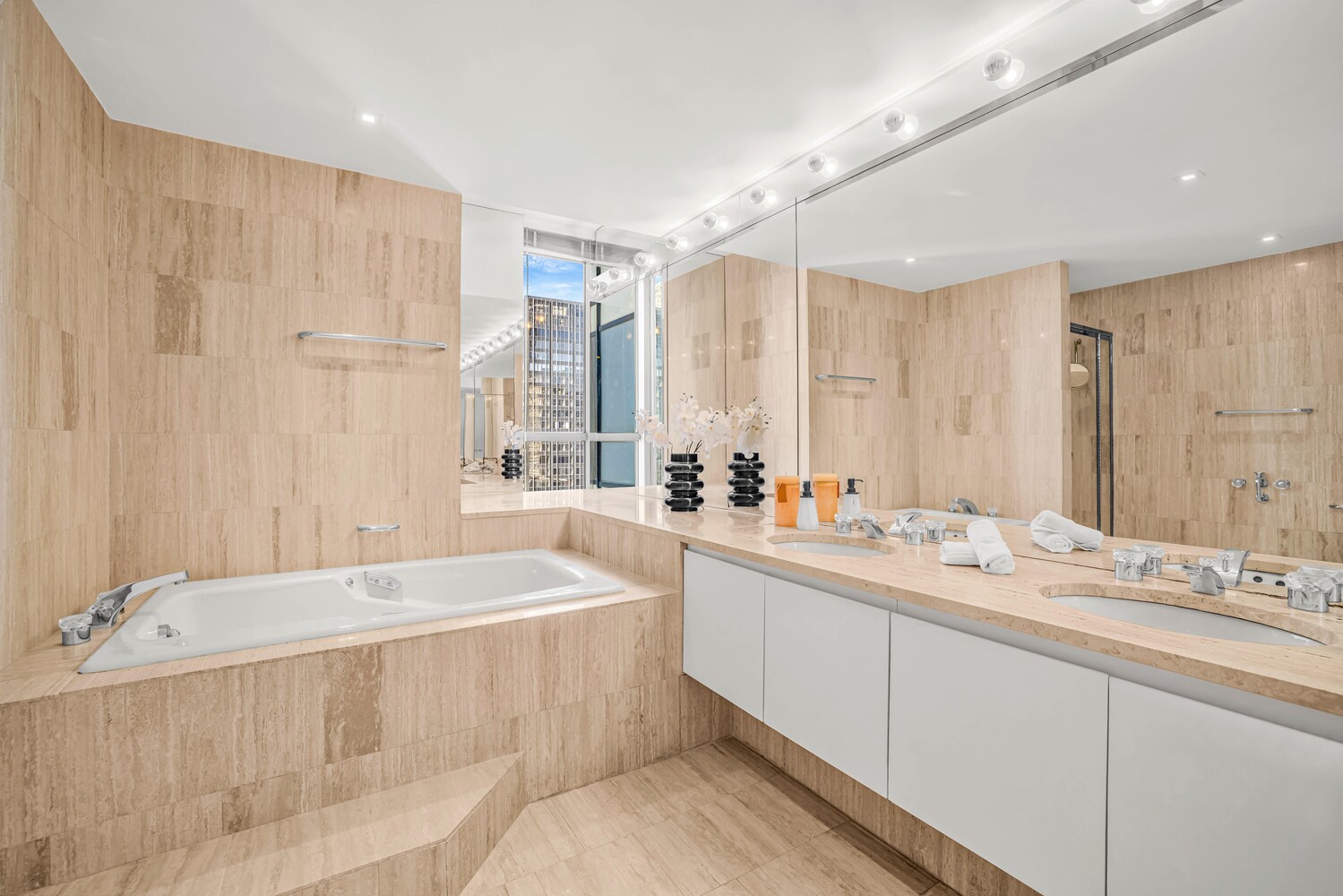 15 W 53RD Street 46AF