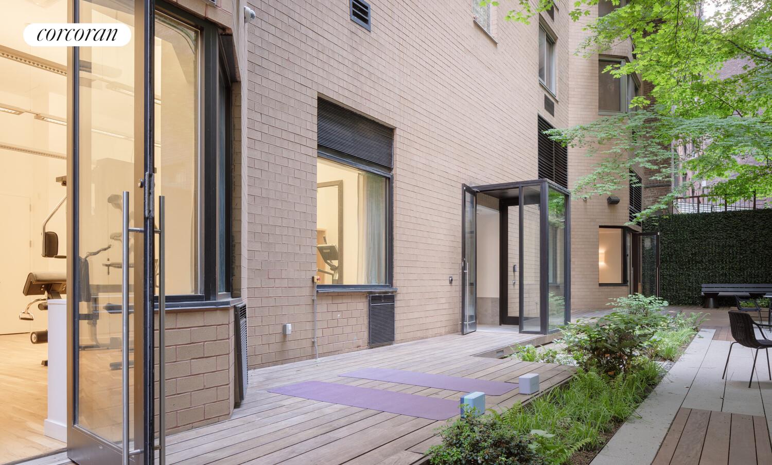 234 E 46TH Street 205