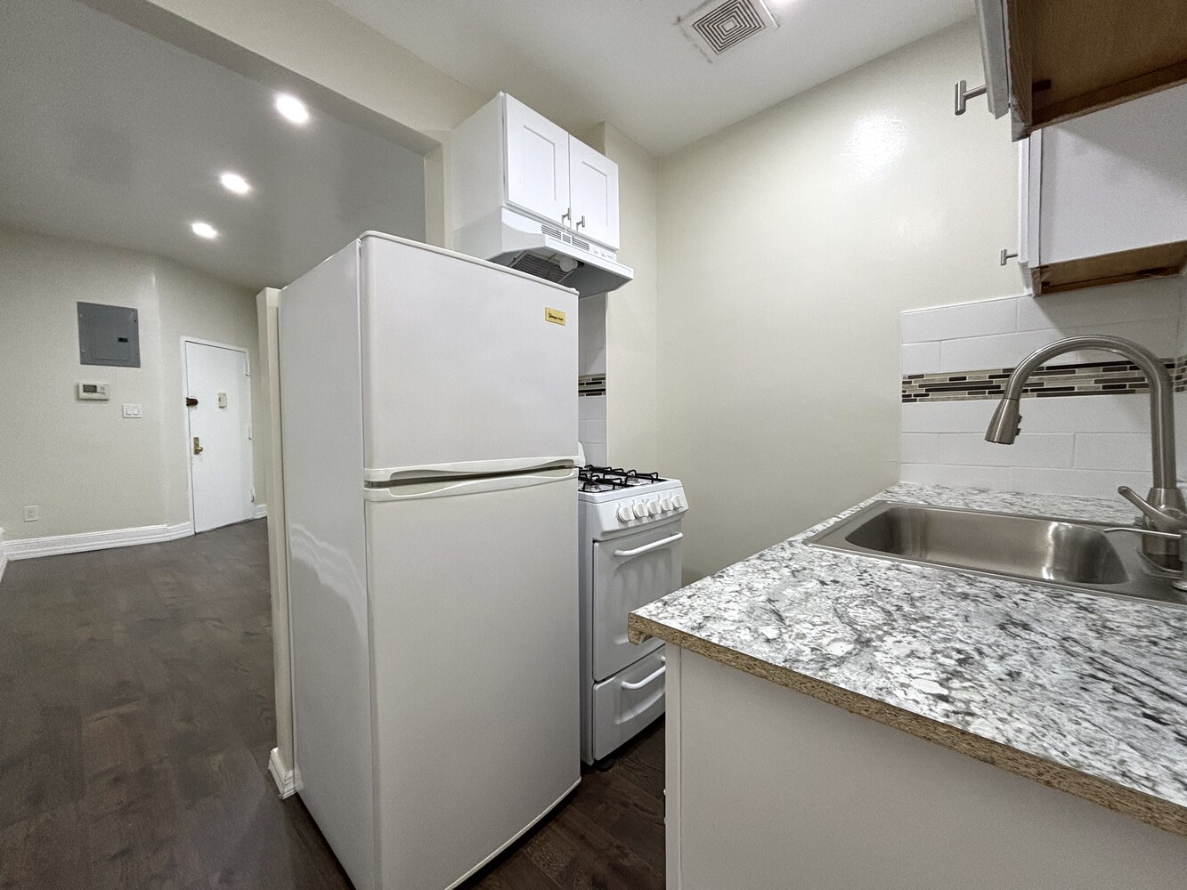 511 W 142ND Street 5