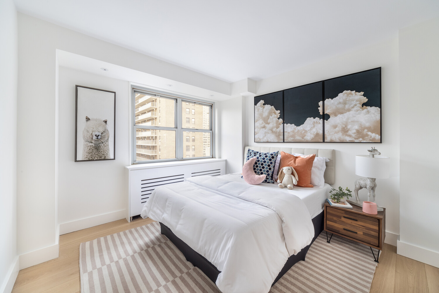 100 W 93RD Street 9F