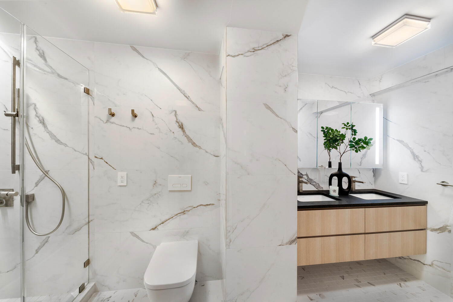 100 W 93RD Street 9F