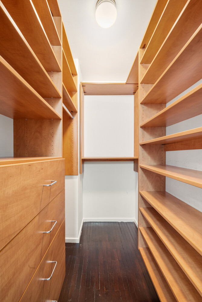 400 E 70TH Street 1001