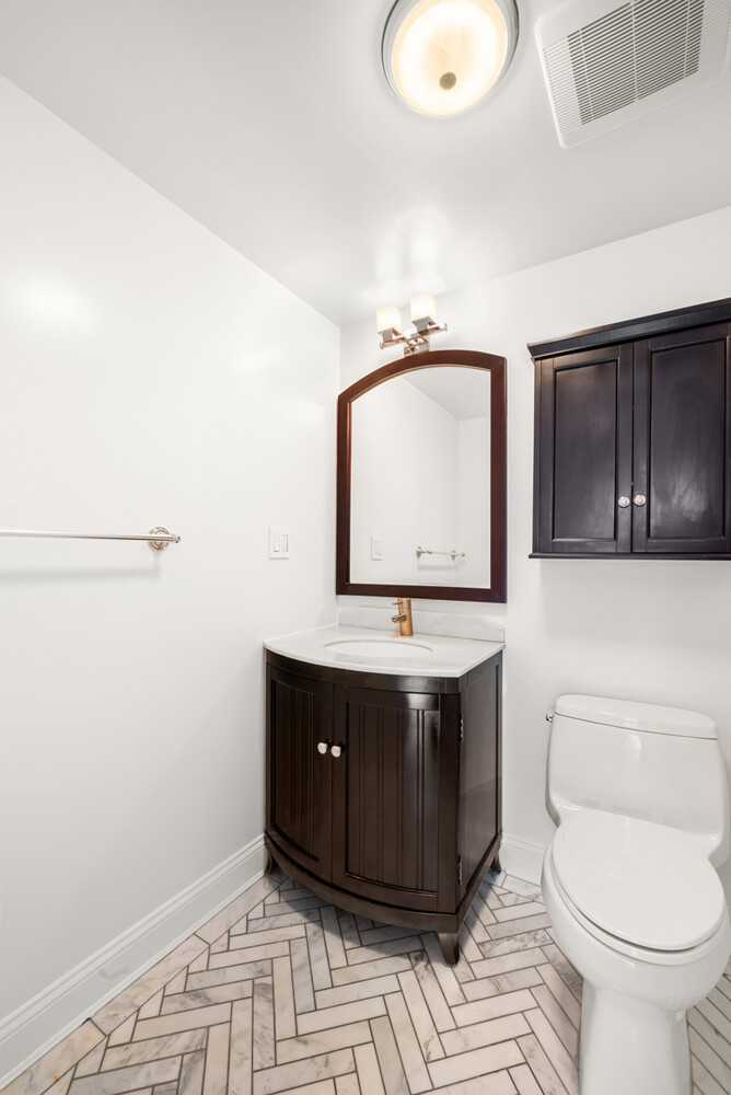 400 E 70TH Street 1001