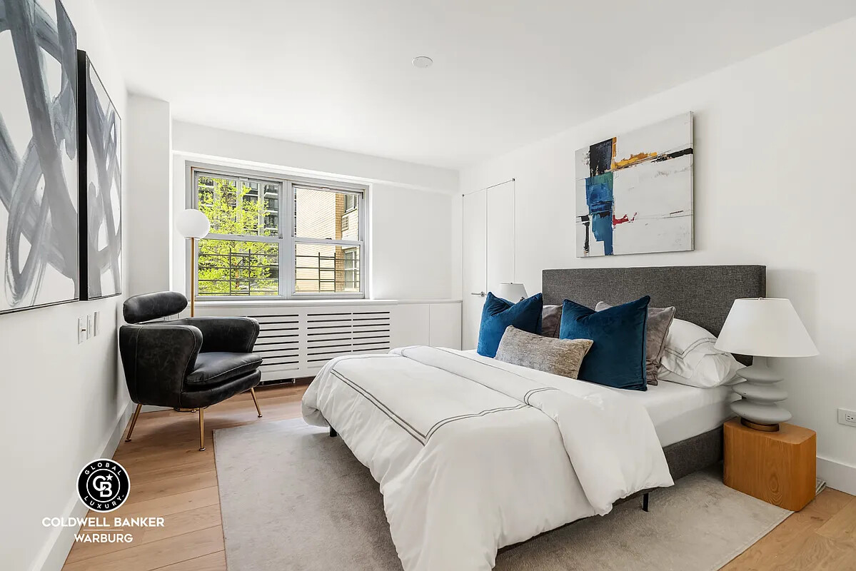 100 W 93RD Street 11K