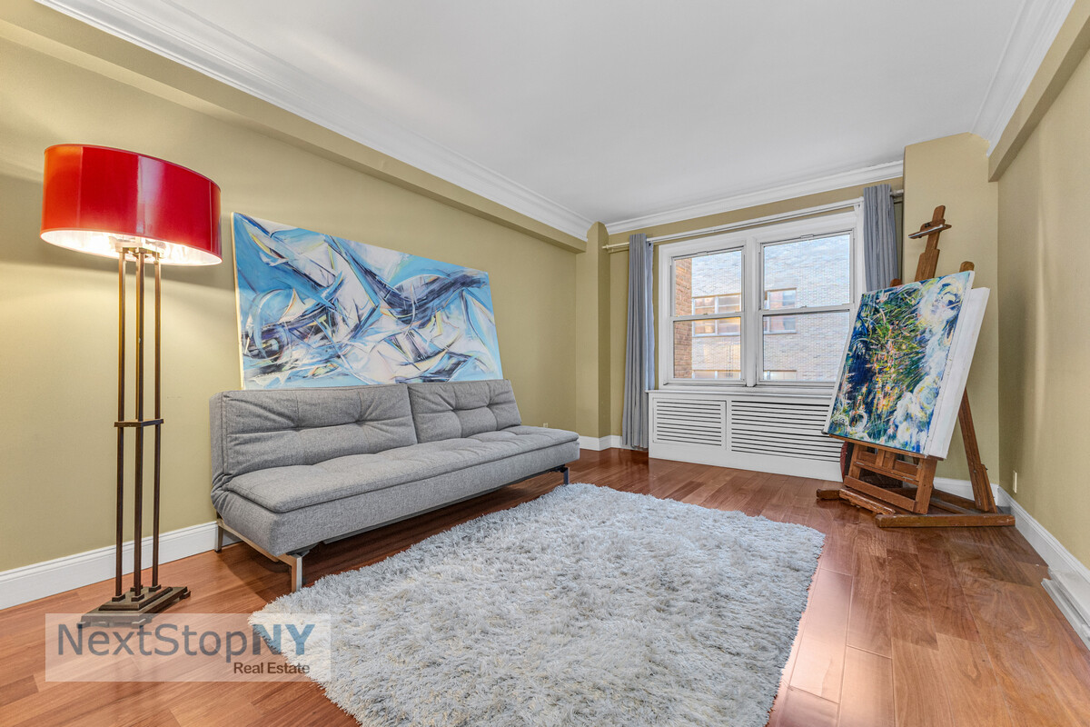 333 E 55TH Street 9D