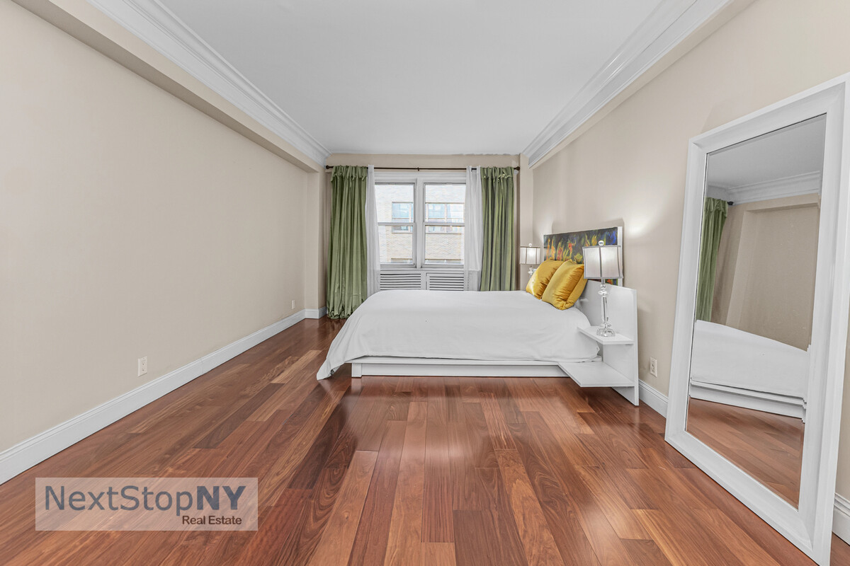 333 E 55TH Street 9D