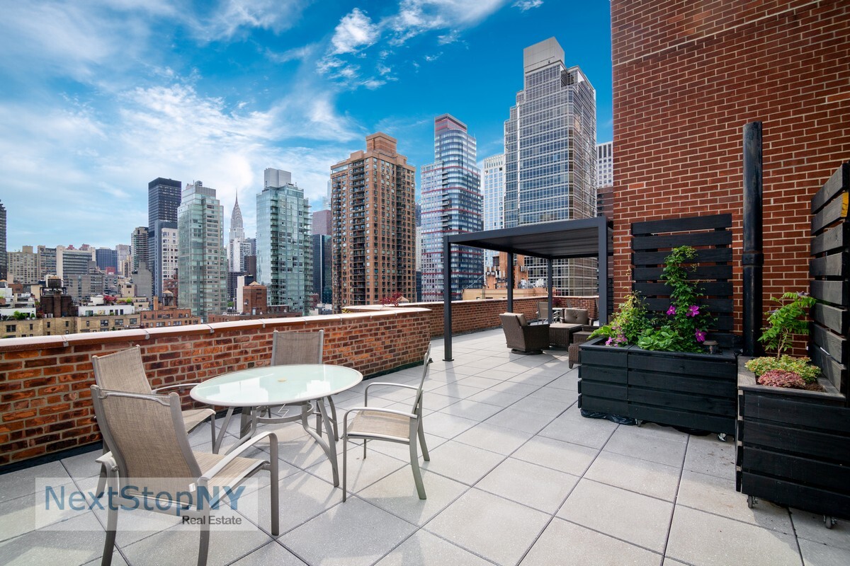 333 E 55TH Street 9D