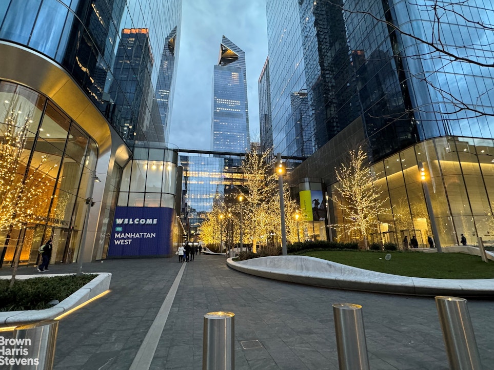 433 W 34TH Street 5M