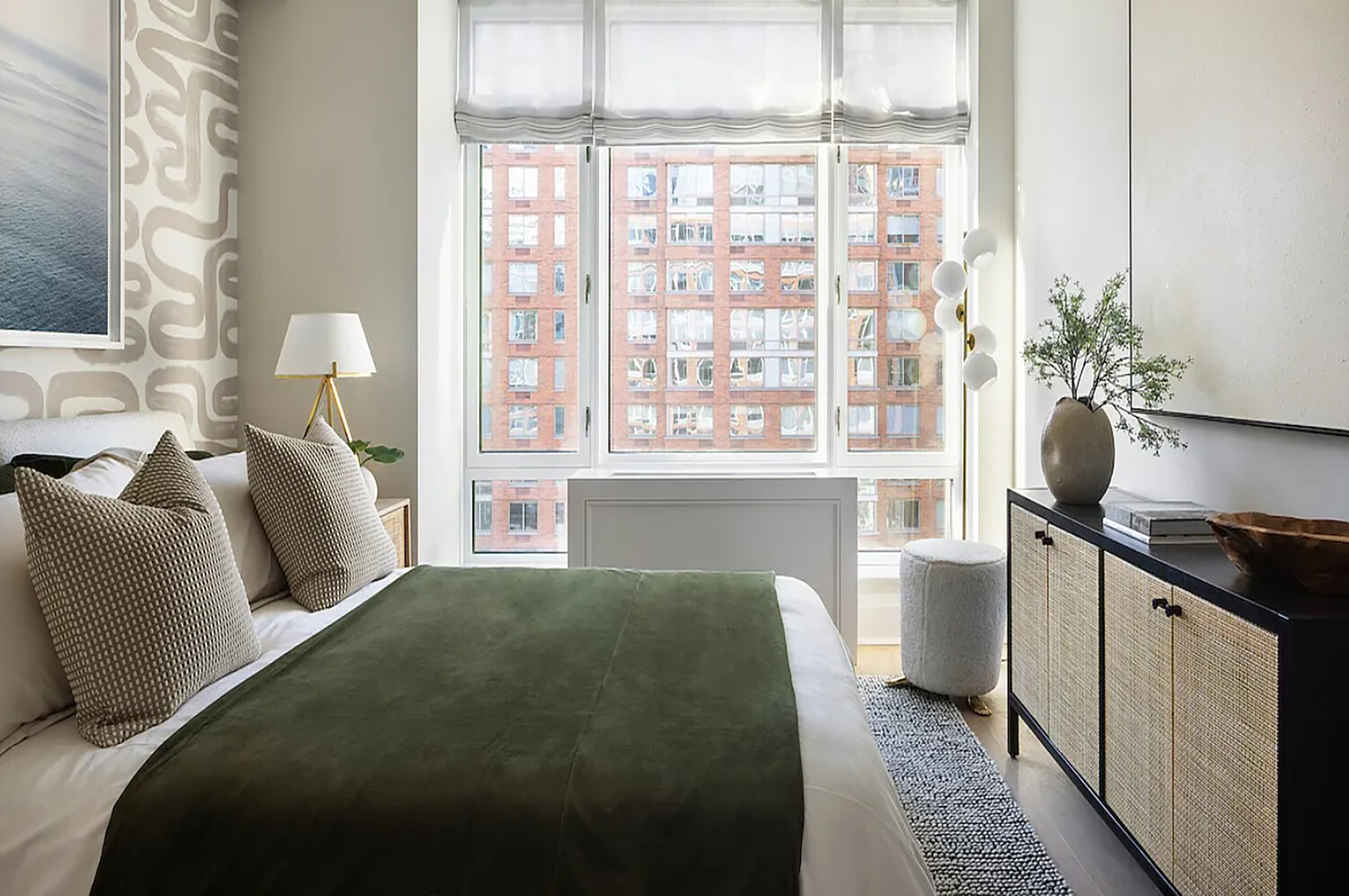 210 WARREN Street 9G