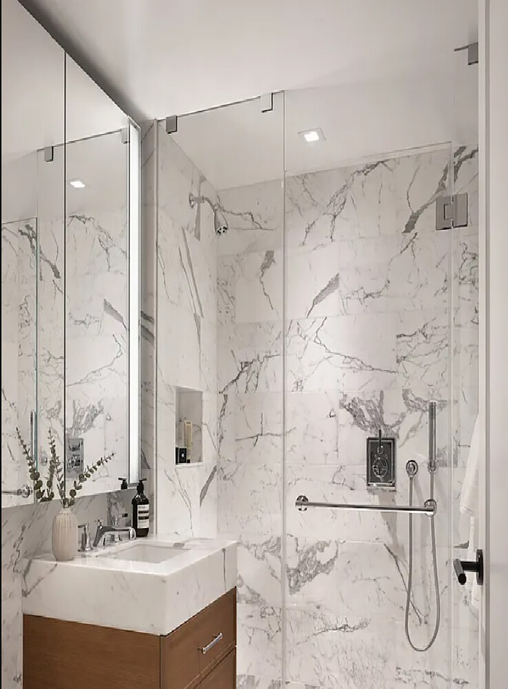 210 WARREN Street 9G