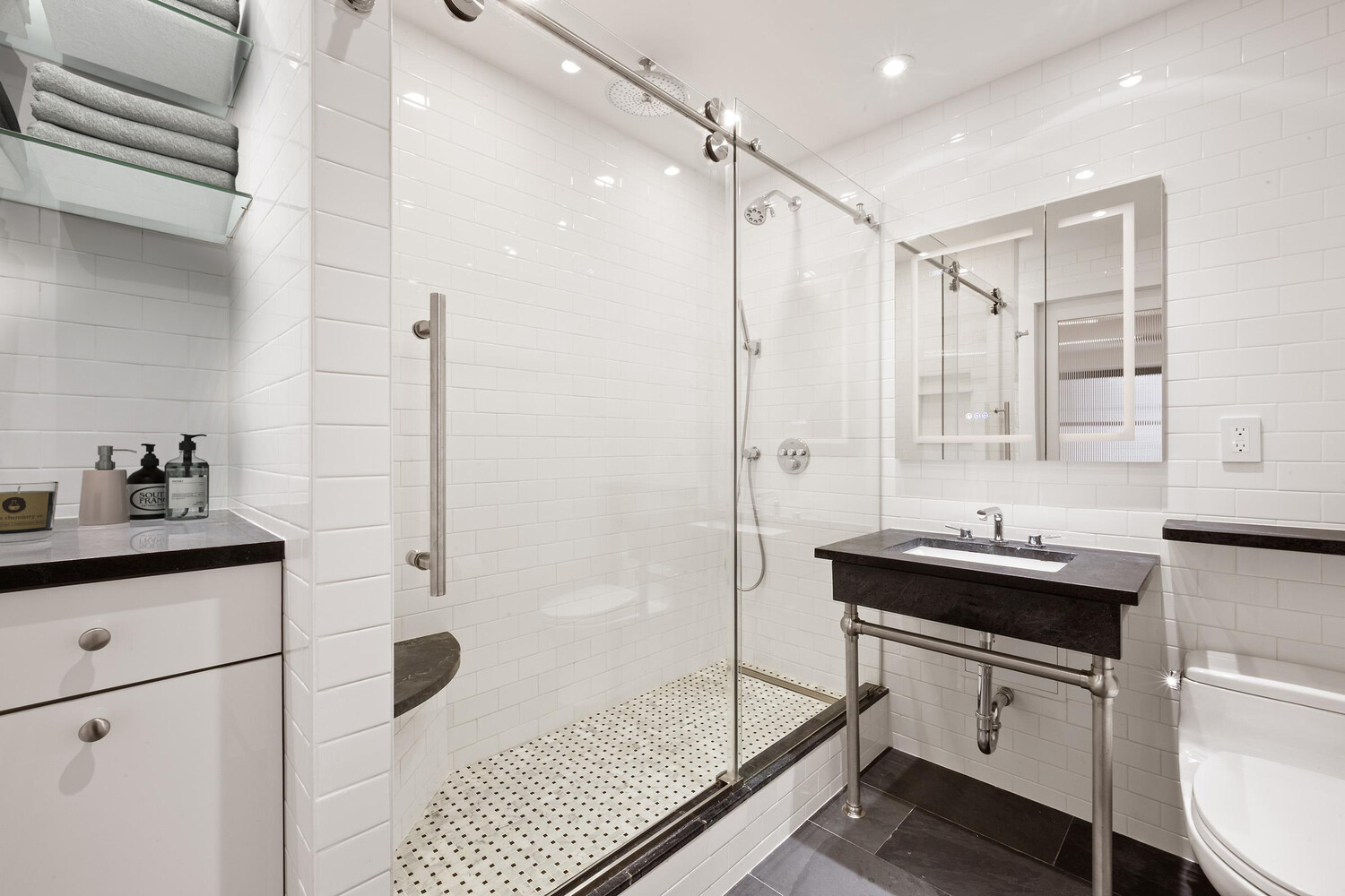 400 E 56TH Street 22F