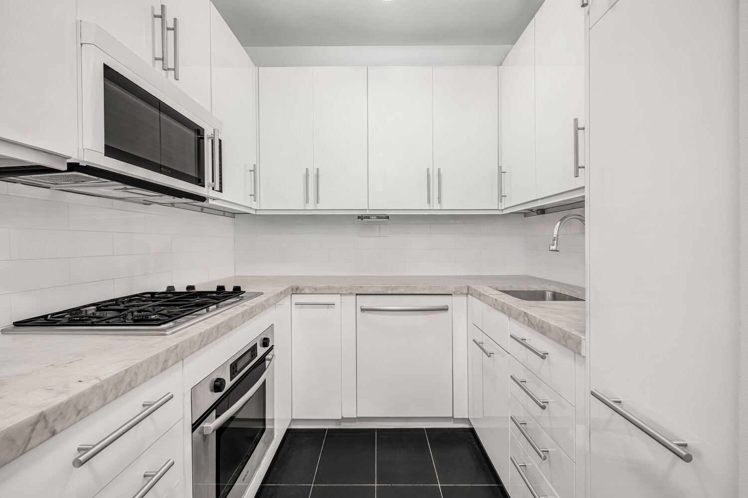 99 BATTERY Place 8C