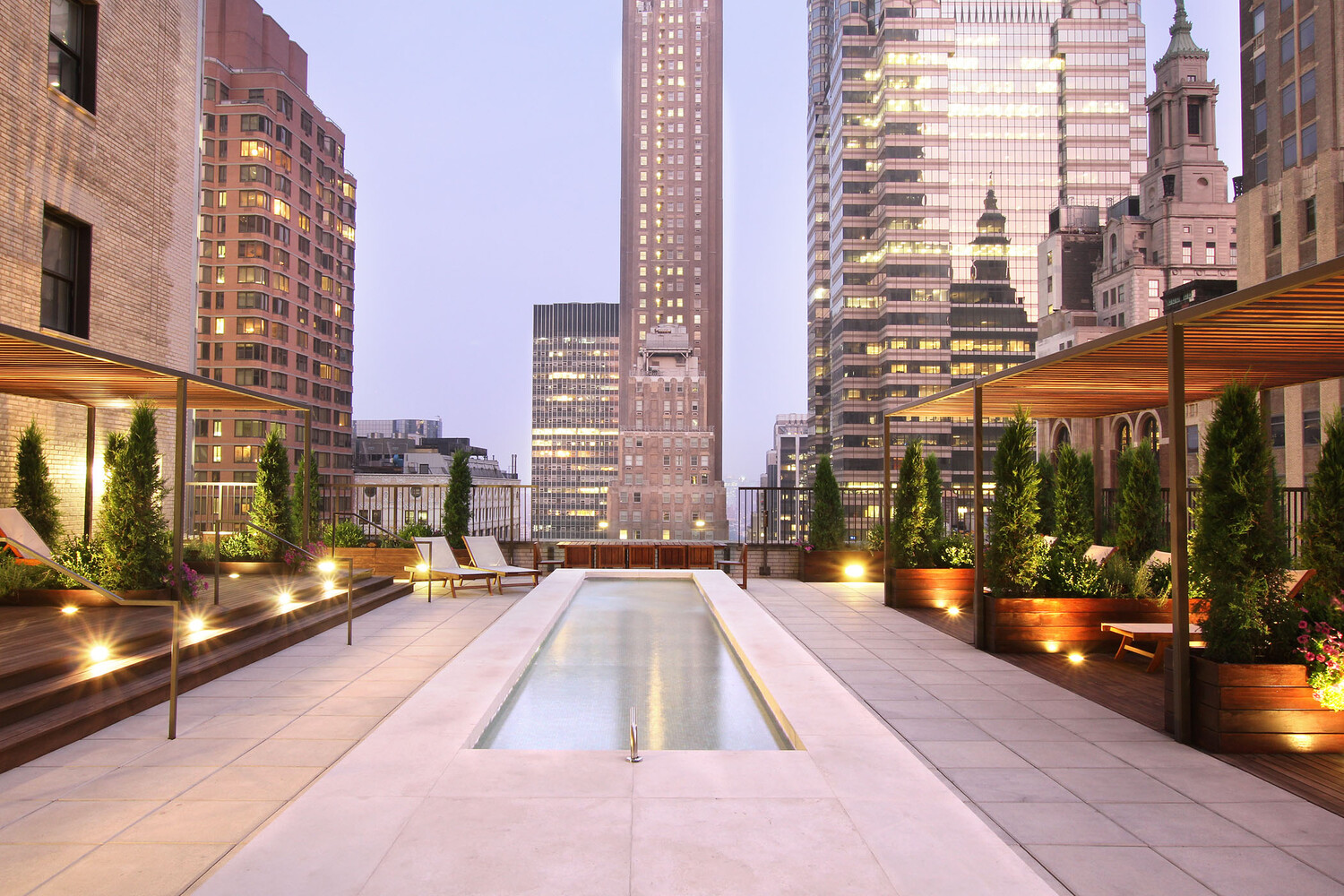 20 PINE Street 2907