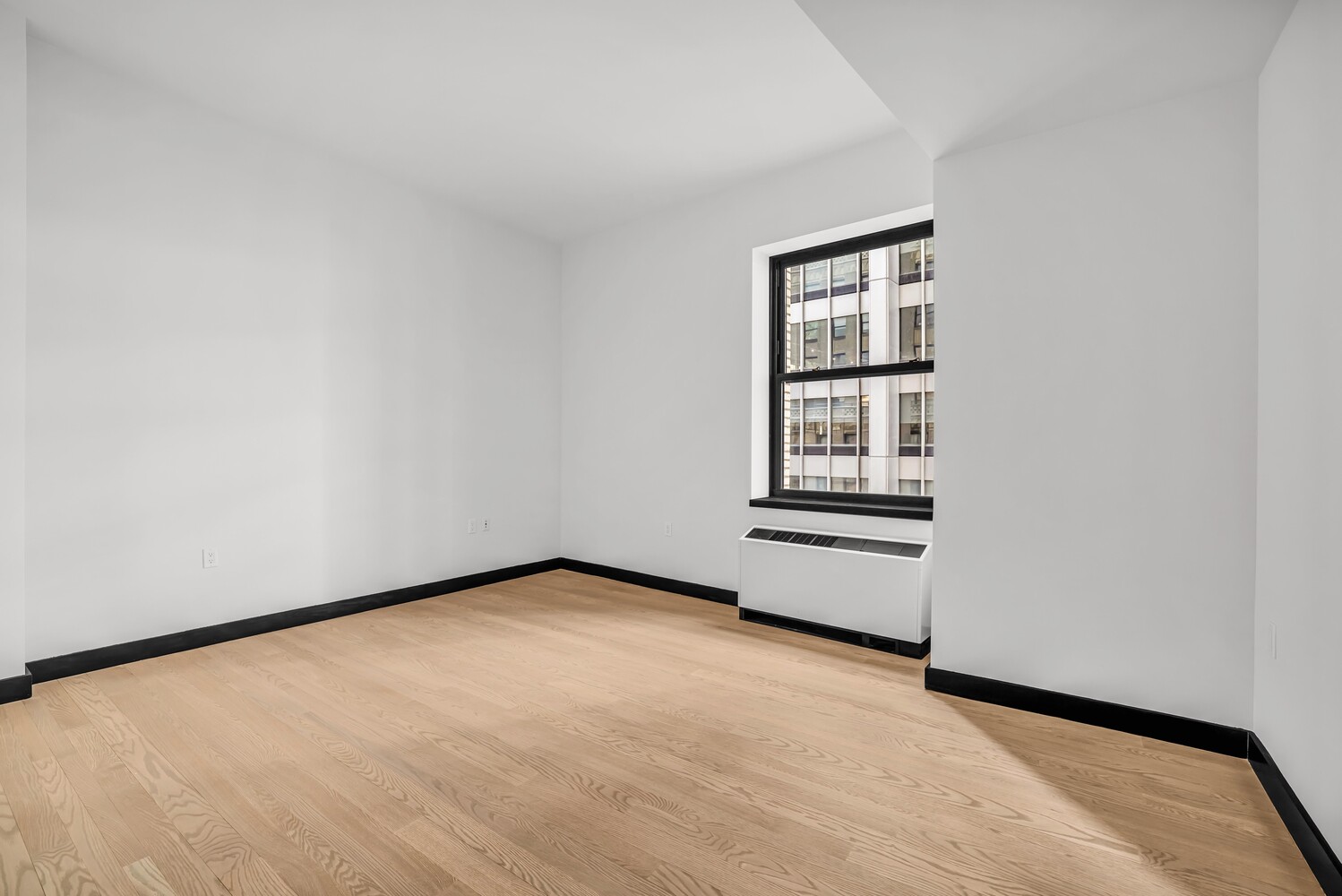 20 PINE Street 2907