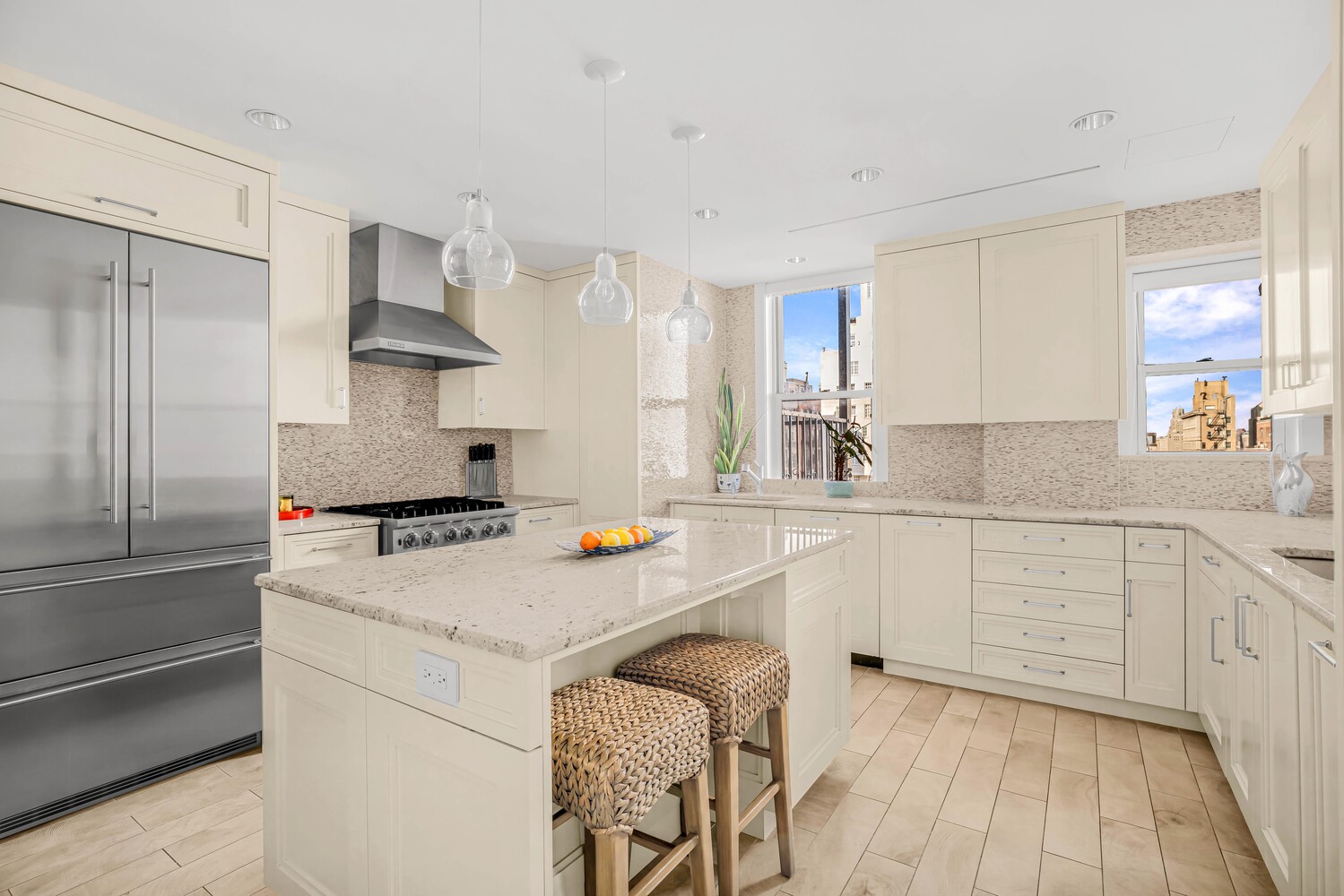 910 PARK Avenue 12N
