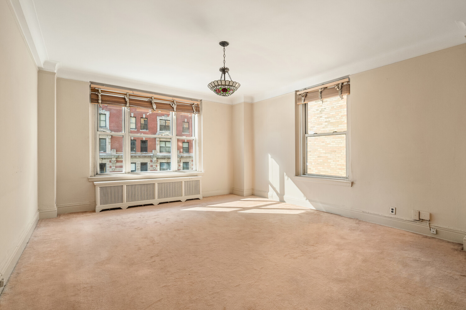 262 CENTRAL Park W 4F