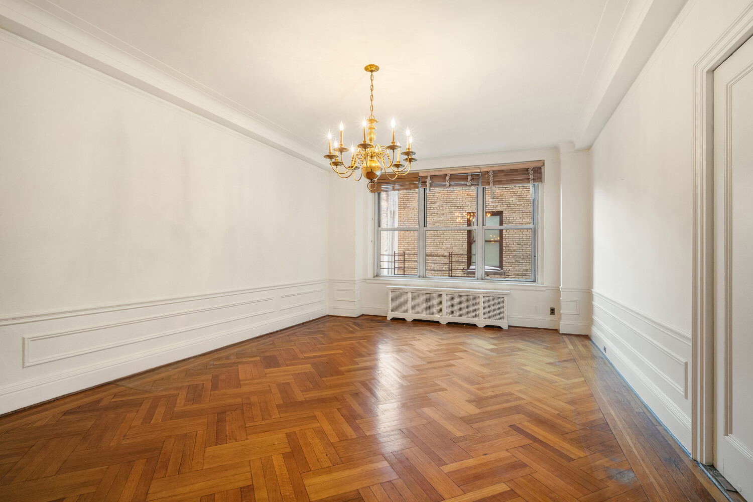 262 CENTRAL Park W 4F