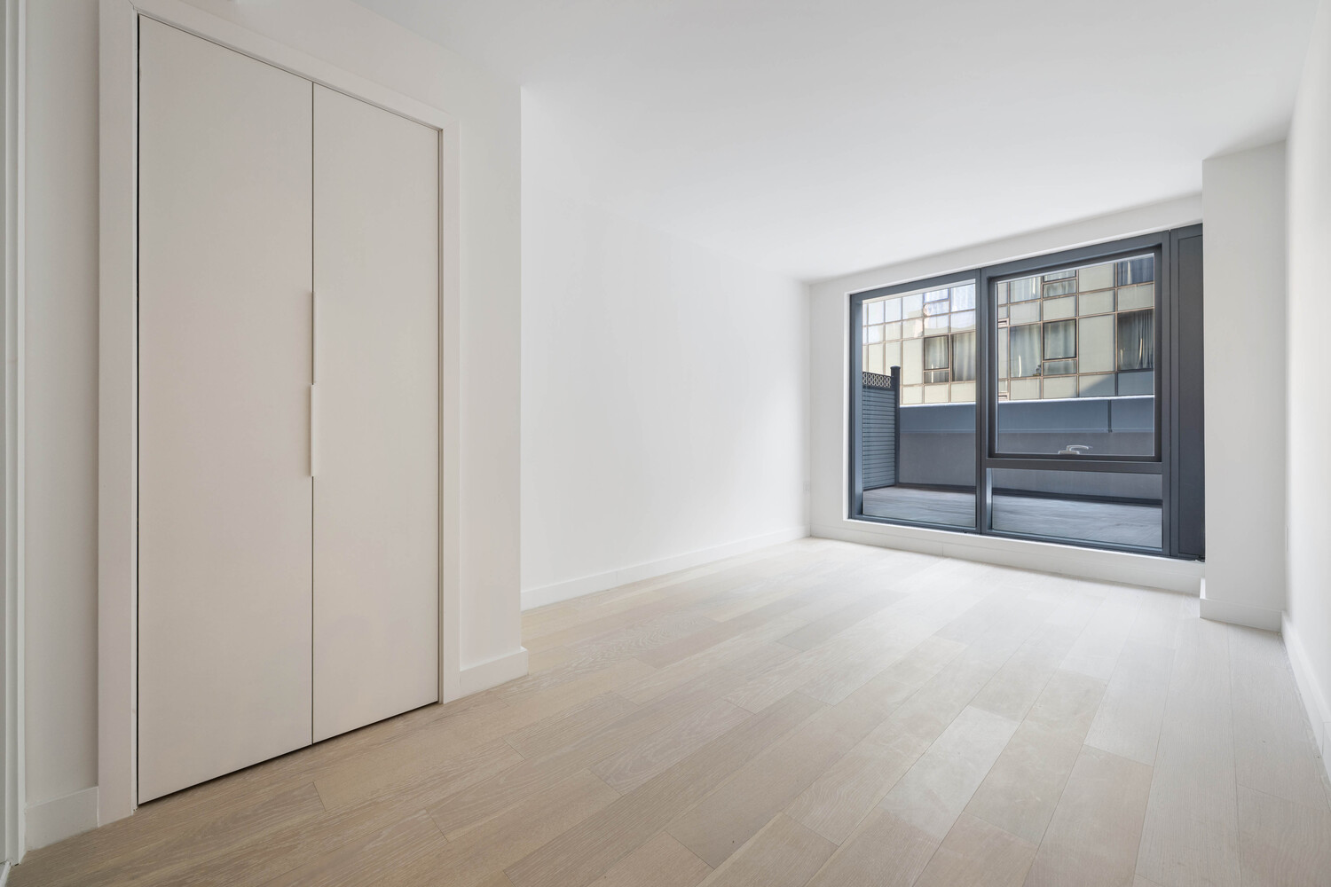 144-49 NORTHERN Boulevard 203