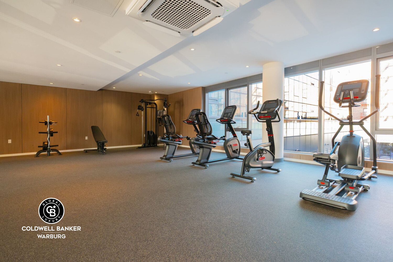 144-49 NORTHERN Boulevard 203