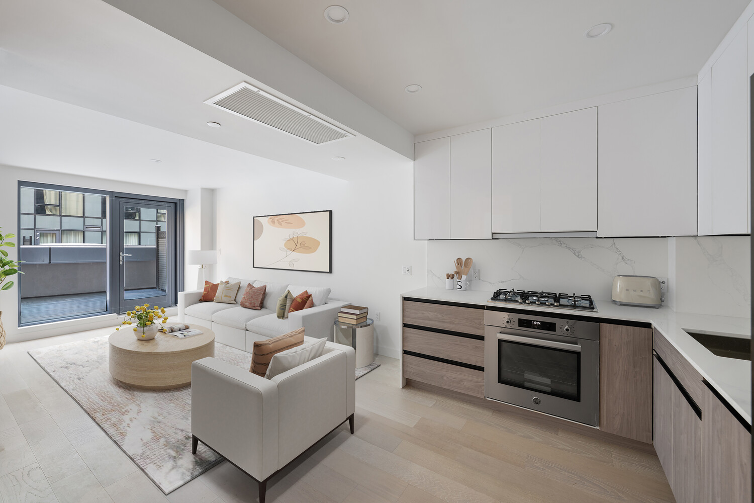 144-49 NORTHERN Boulevard 203