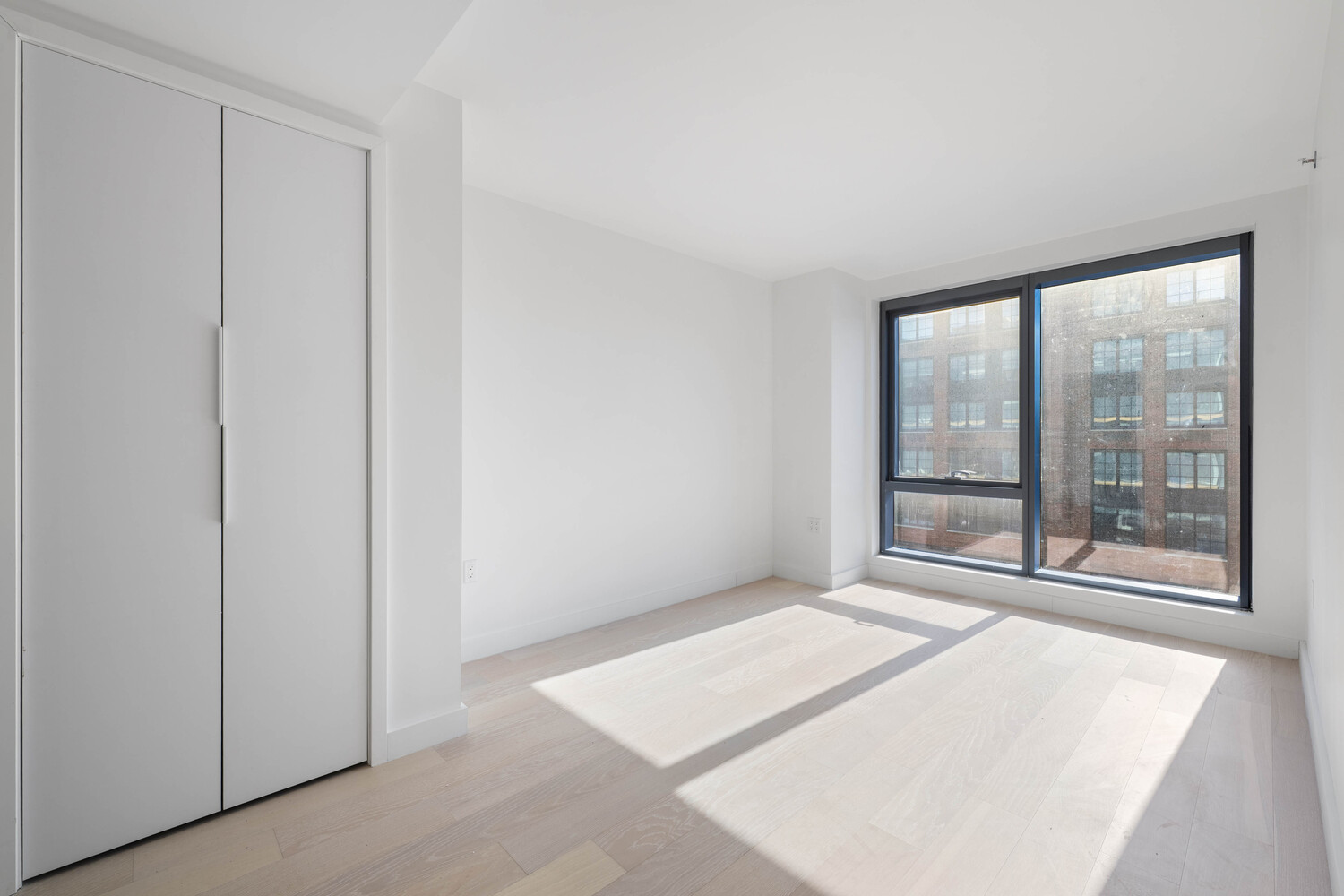 144-49 NORTHERN Boulevard 420