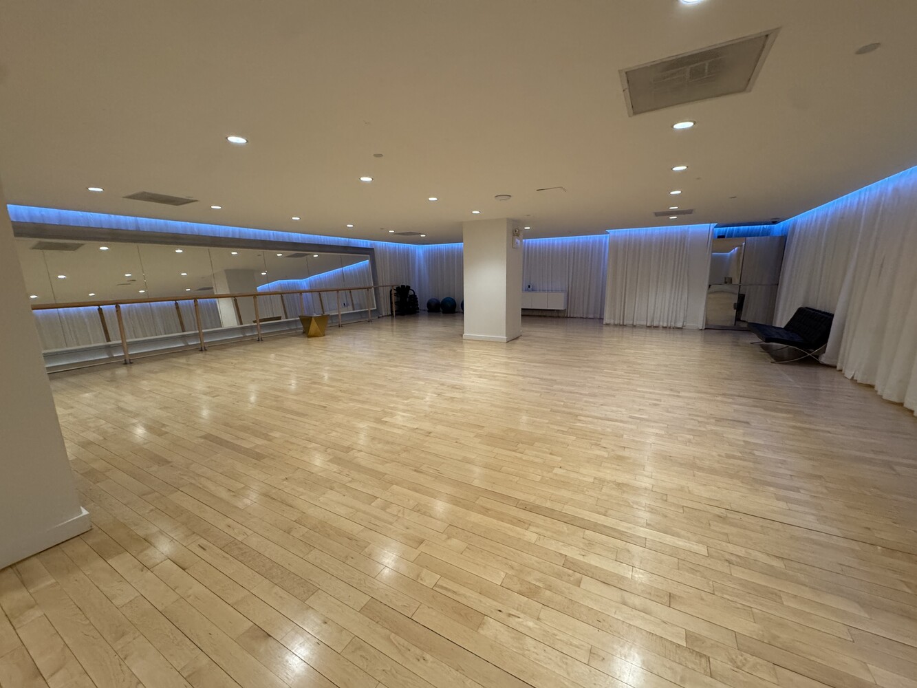 15 BROAD Street 1824