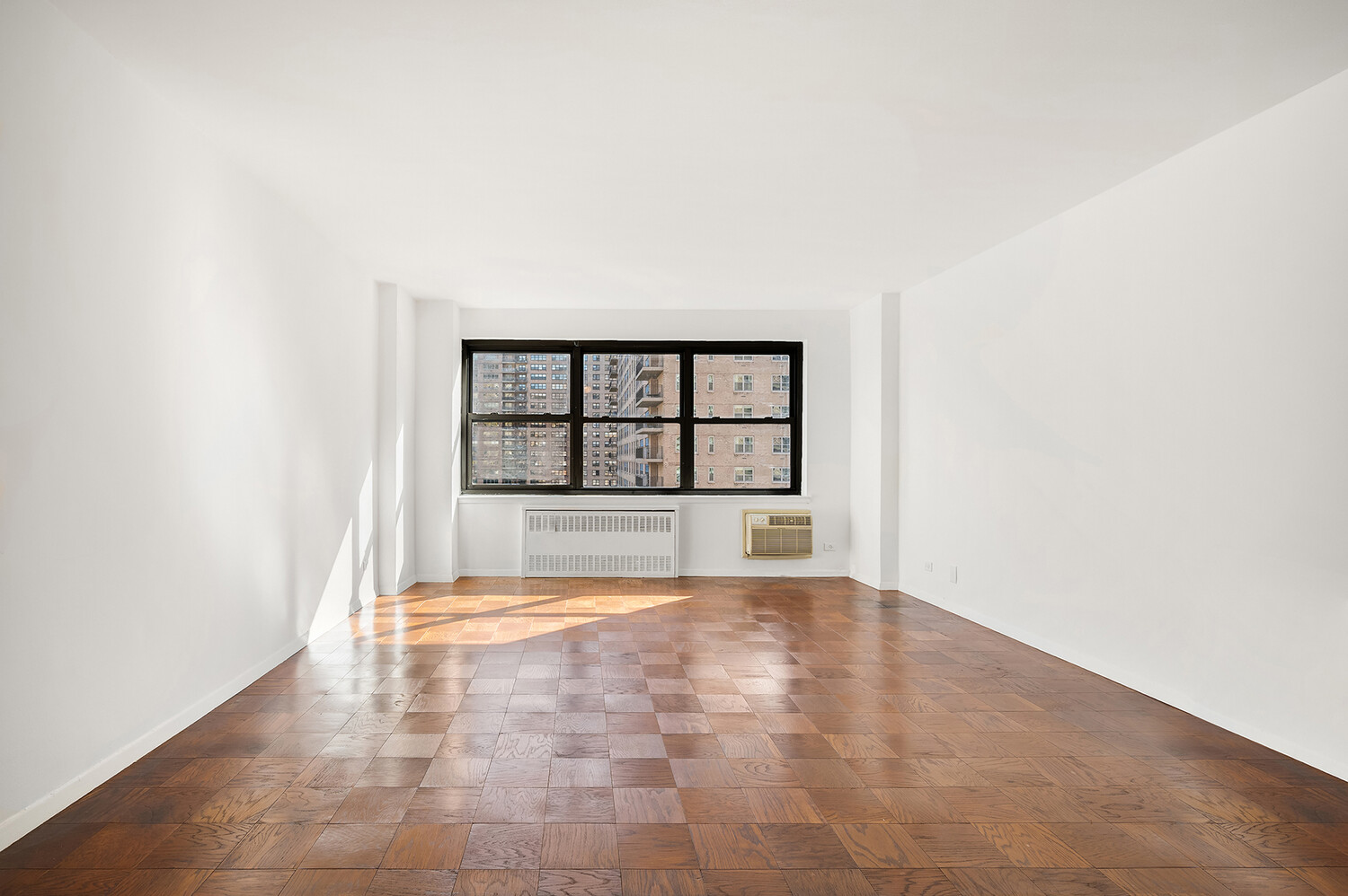 165 W END Avenue 15J