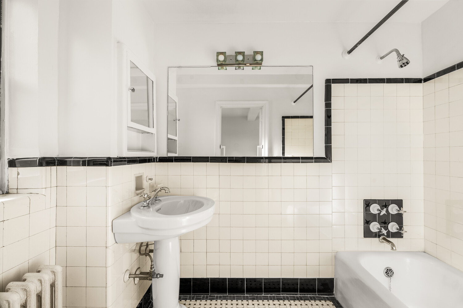 49 E 96TH Street 14C