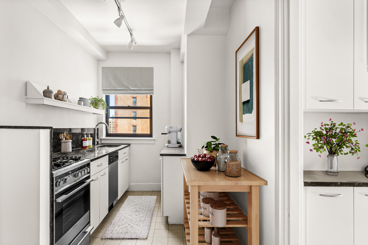 49 E 96TH Street 14C