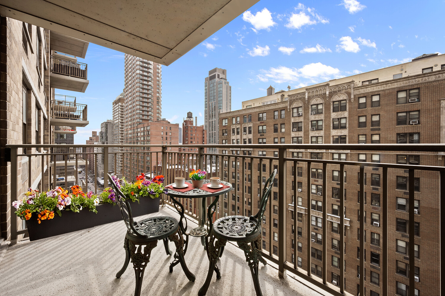 301 E 79TH Street 15N