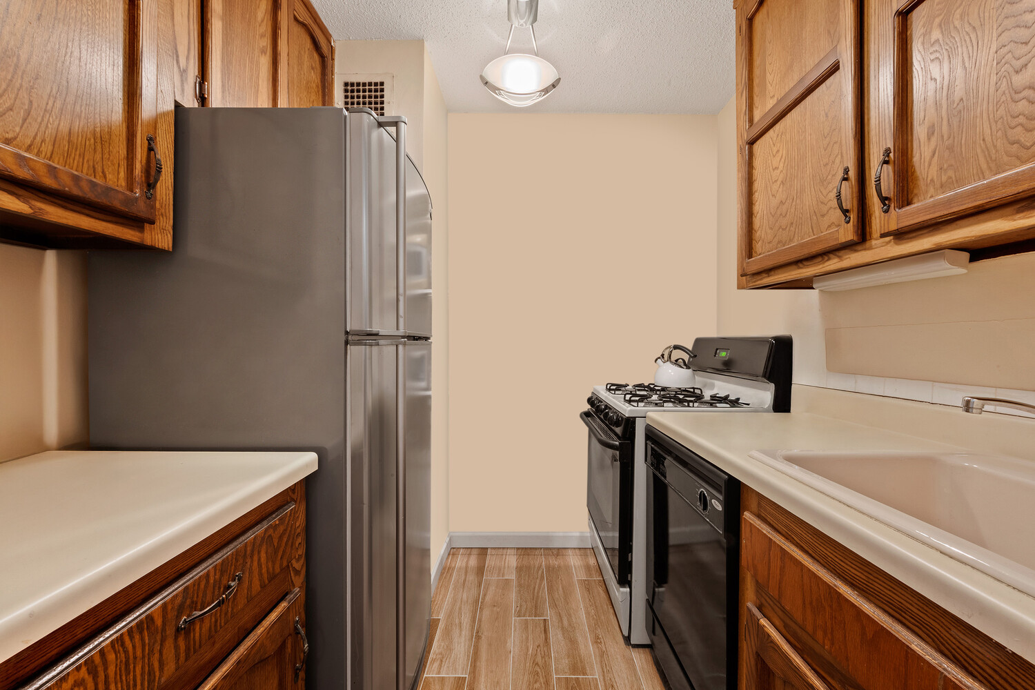 301 E 79TH Street 15N