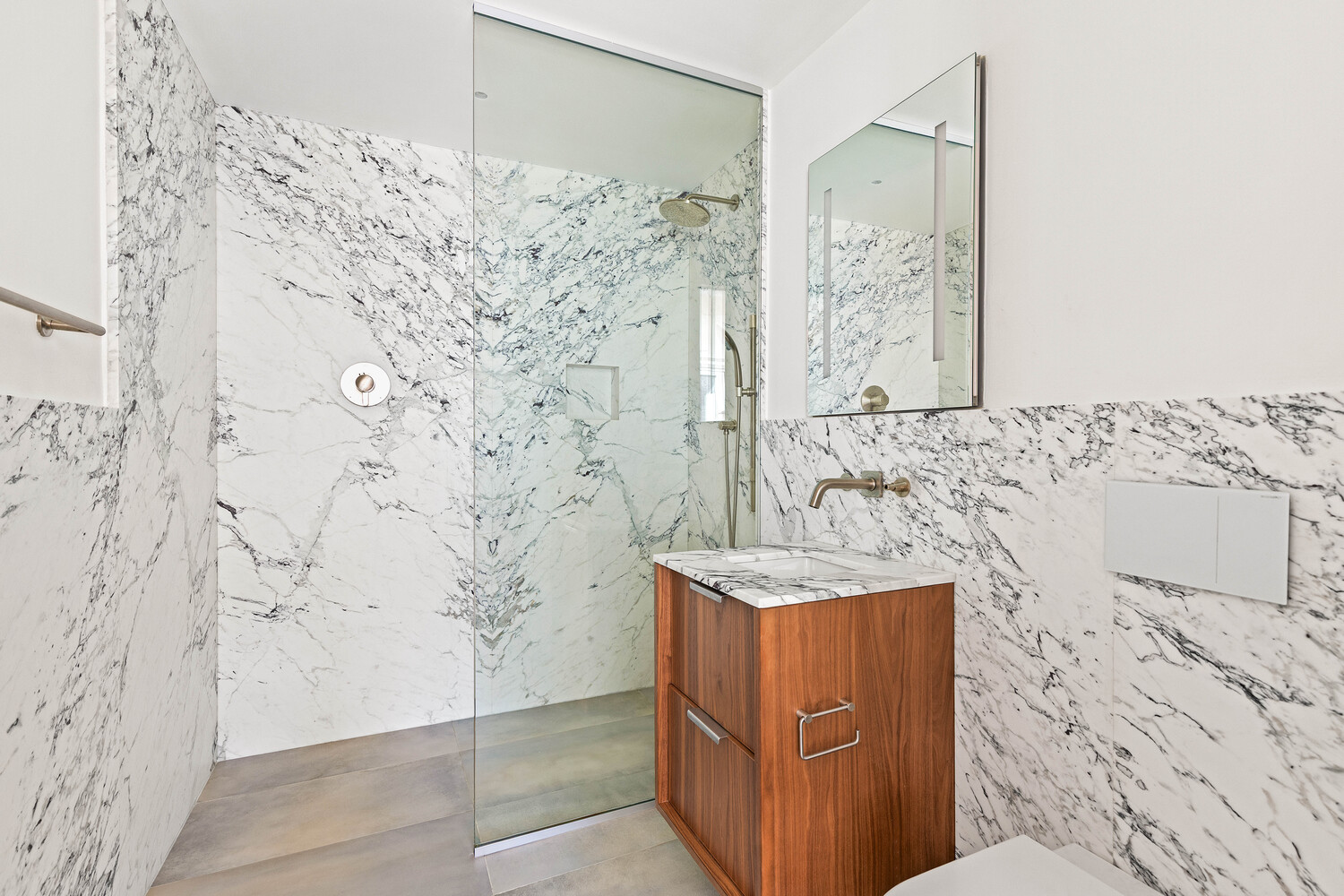 163 W 76TH Street
