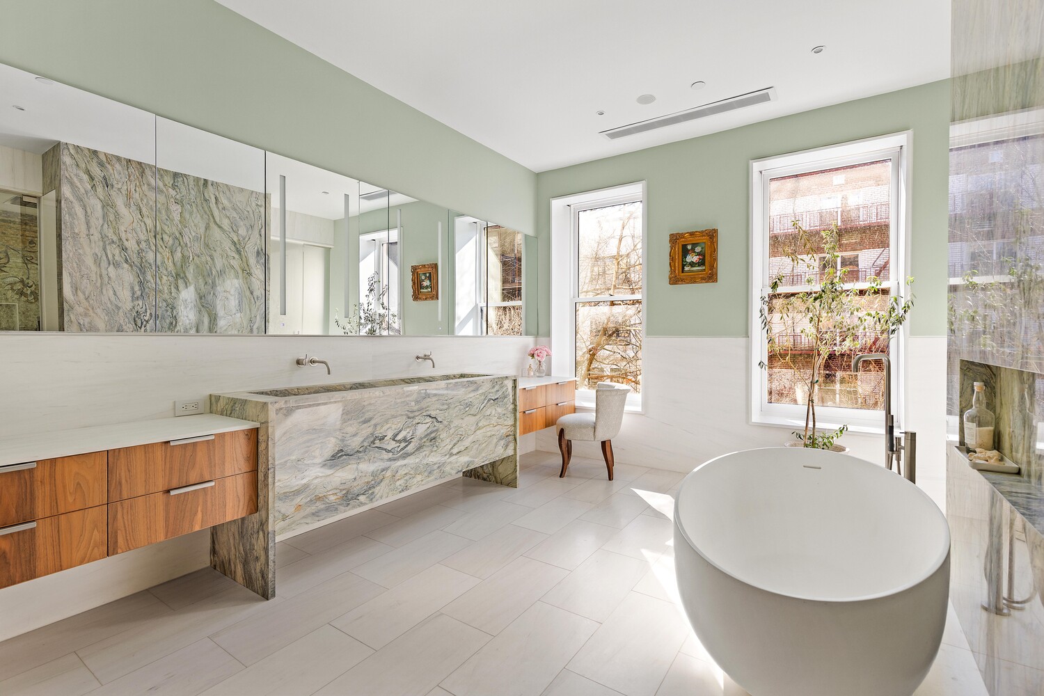 163 W 76TH Street