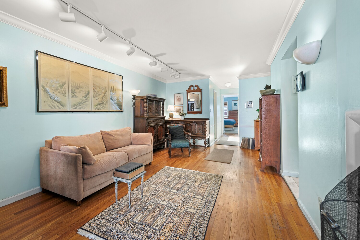 77 HORATIO Street 3A