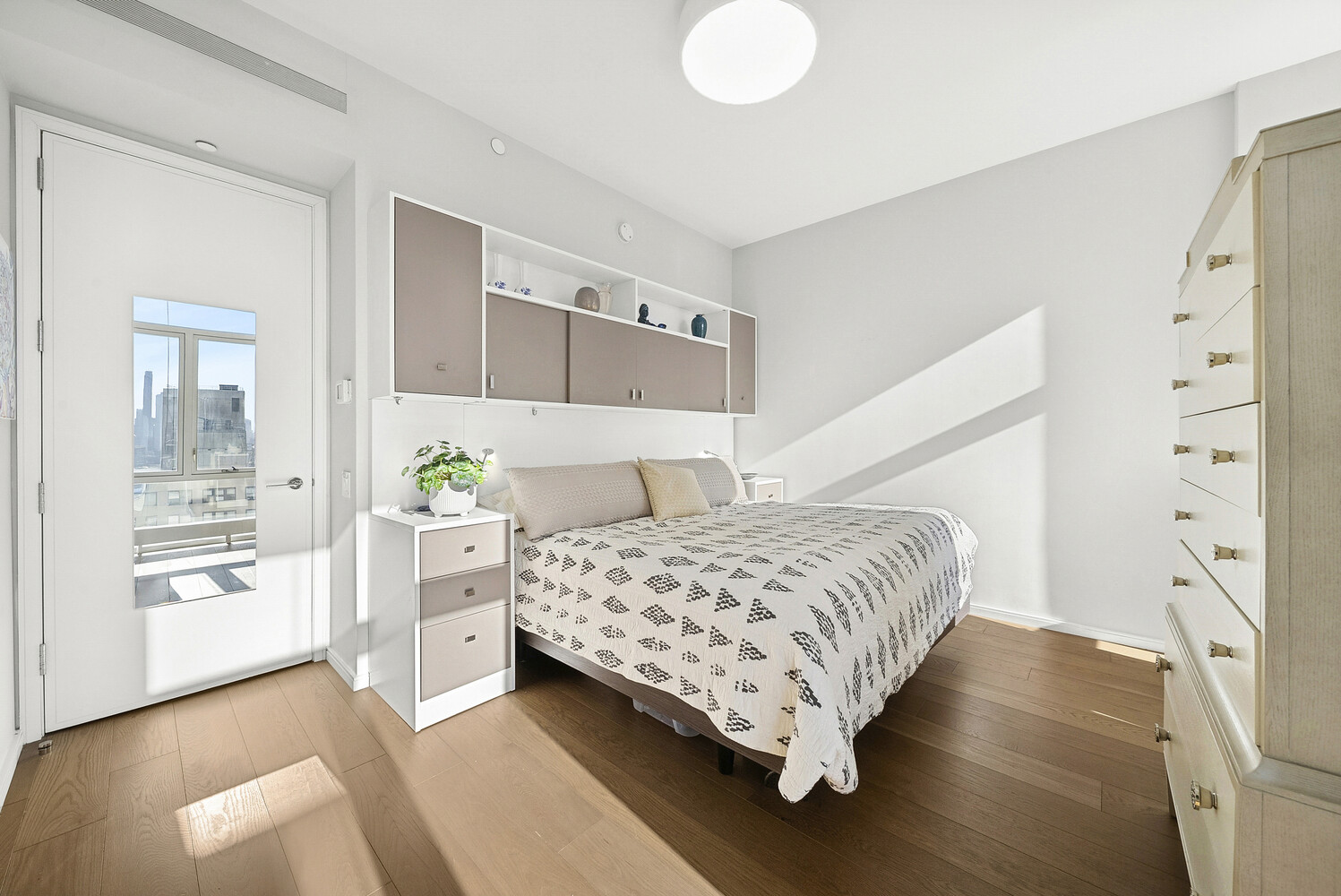 5 BEEKMAN Street 24C