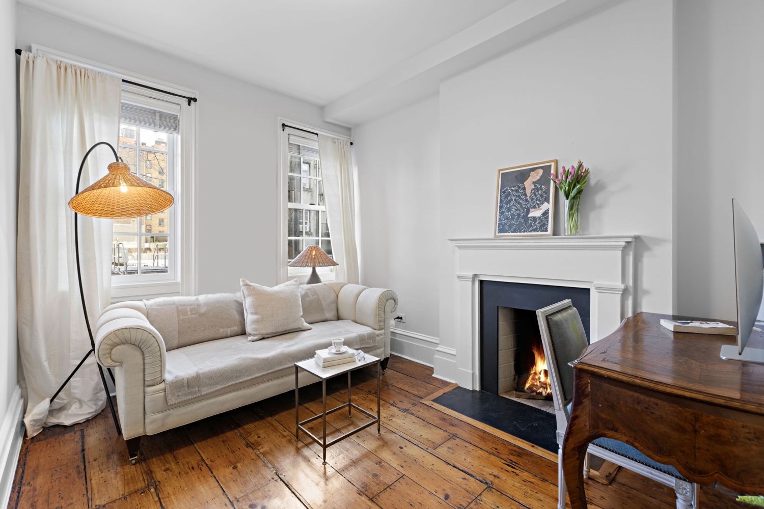 9 GAY Street