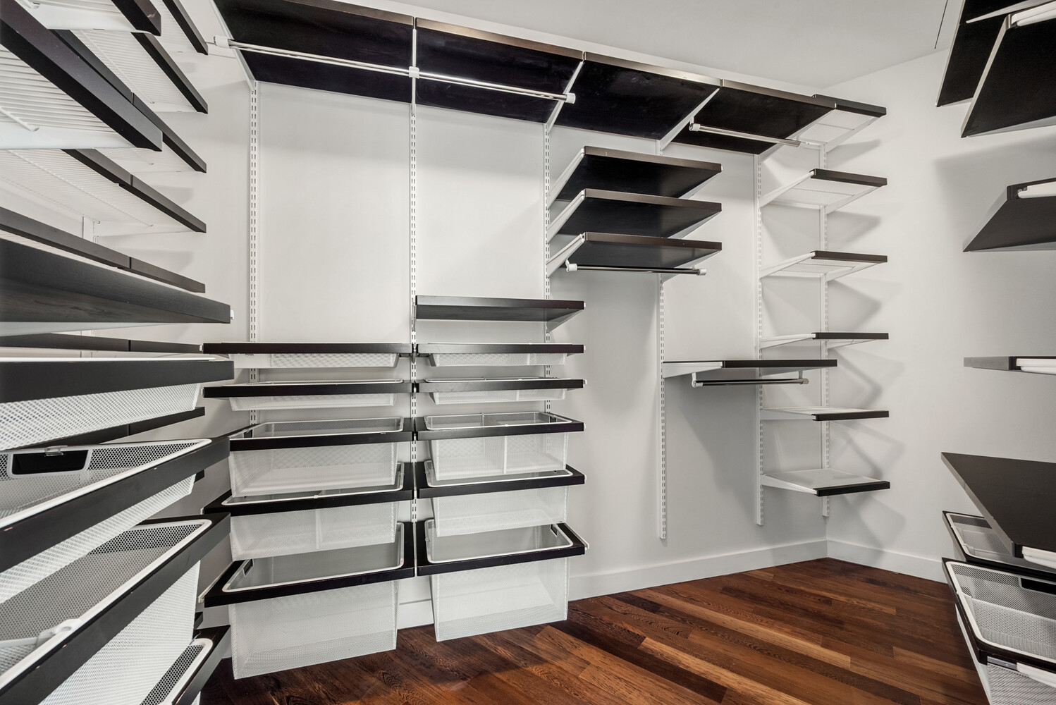 475 GREENWICH Street 2B