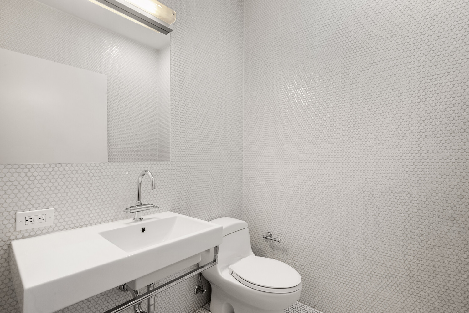 475 GREENWICH Street 2B