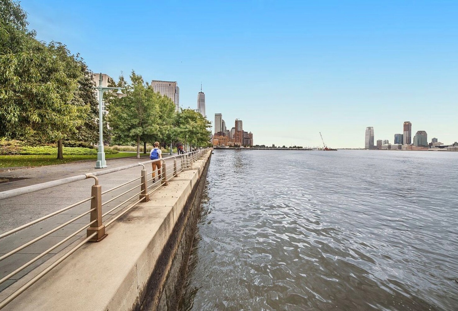 475 GREENWICH Street 2B