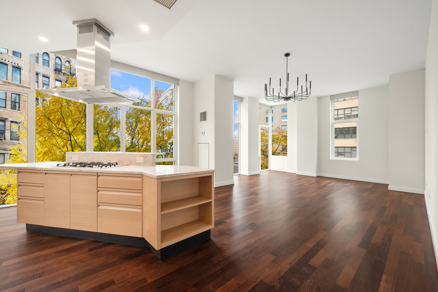 475 GREENWICH Street 2B