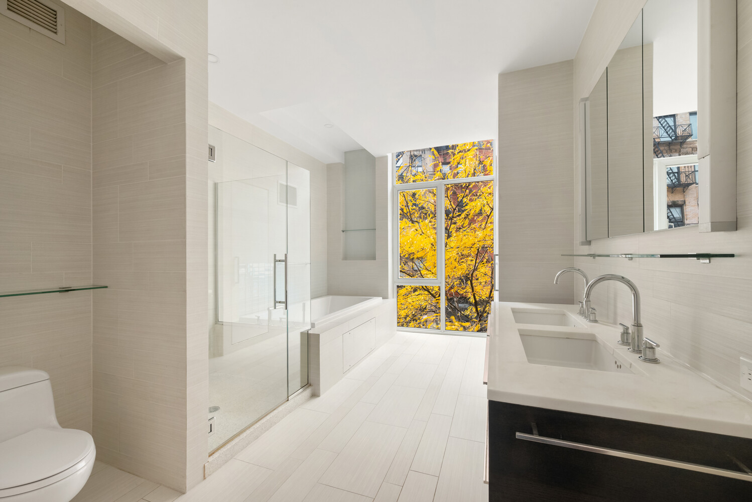 475 GREENWICH Street 2B