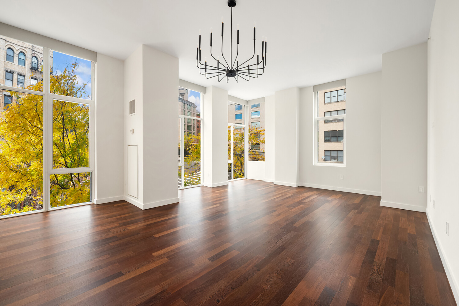 475 GREENWICH Street 2B