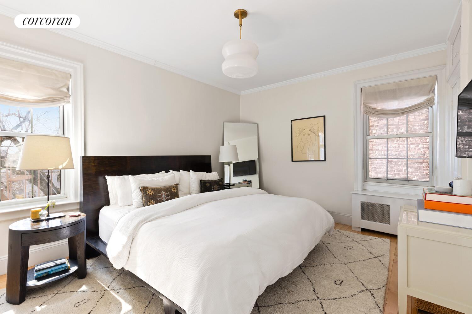 76 REMSEN Street 5D