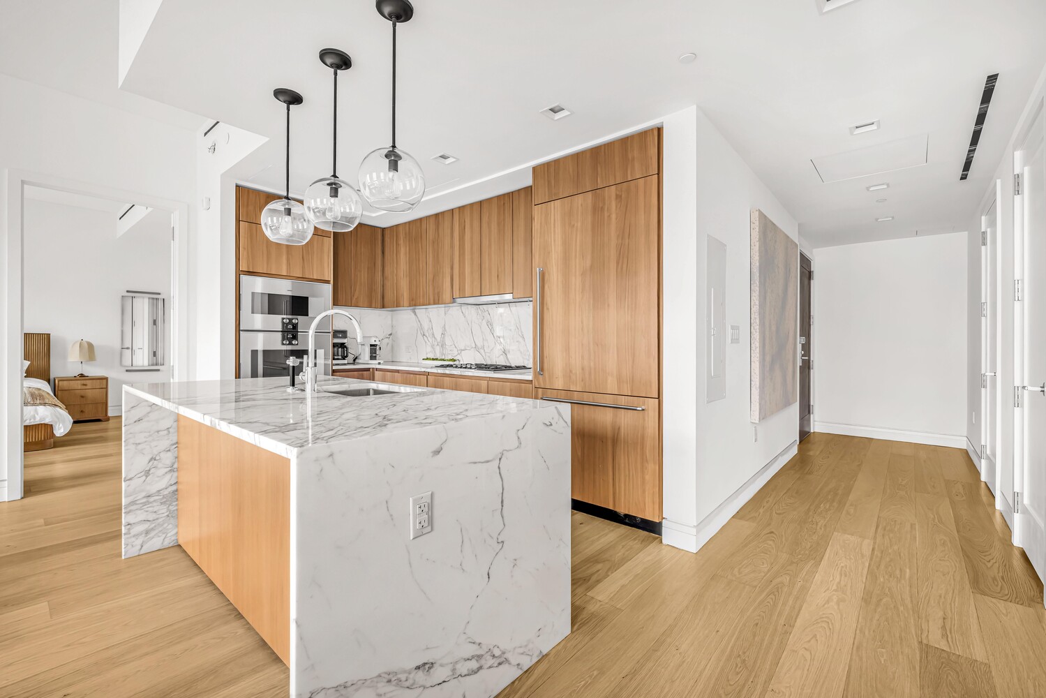 242 BROOME Street 8A