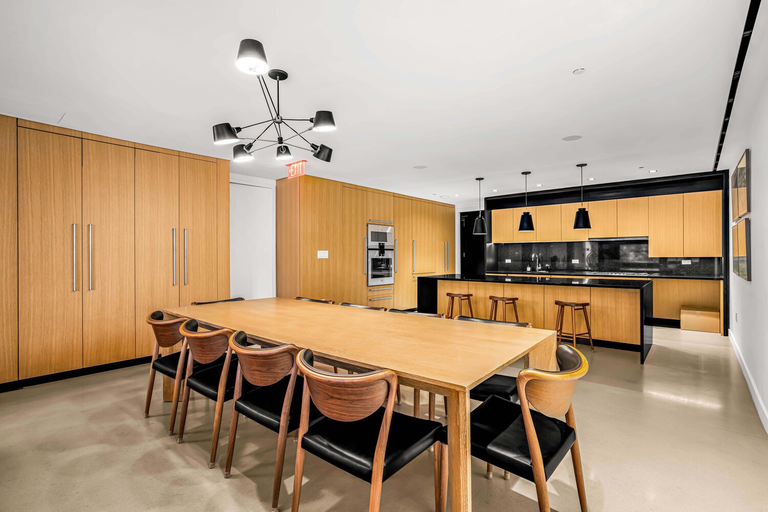 242 BROOME Street 8A