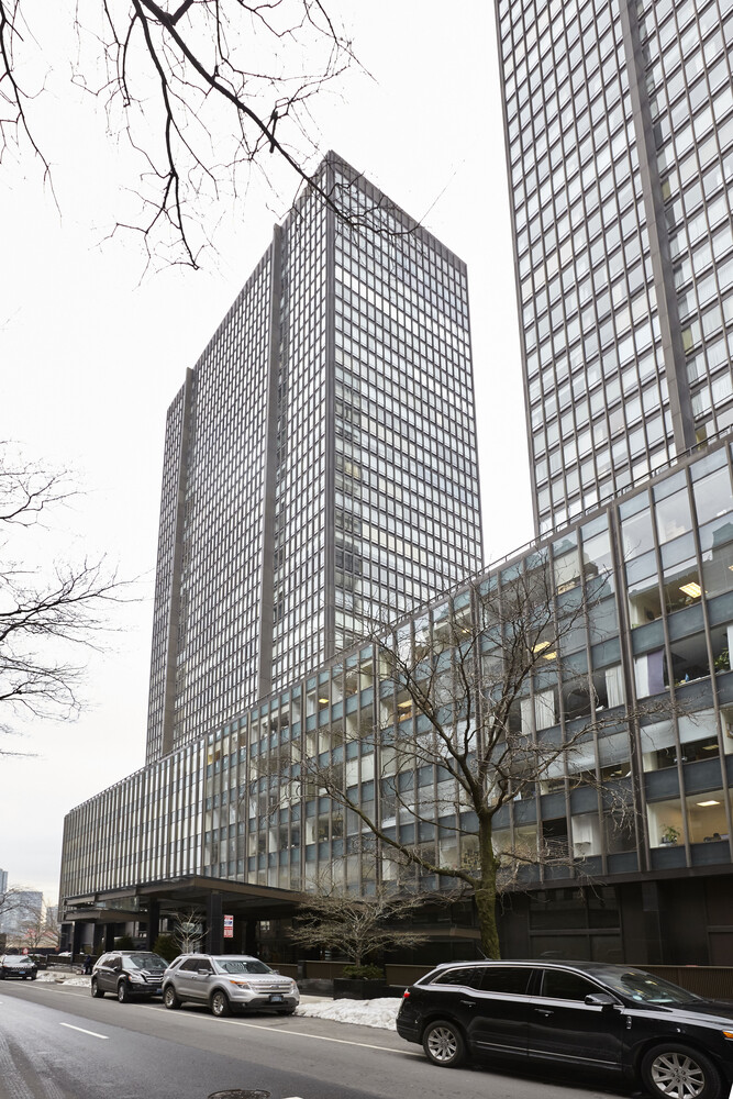 860 UNITED NATIONS Plaza 27/28C