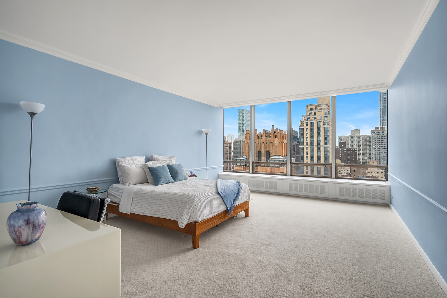 860 UNITED NATIONS Plaza 27/28C